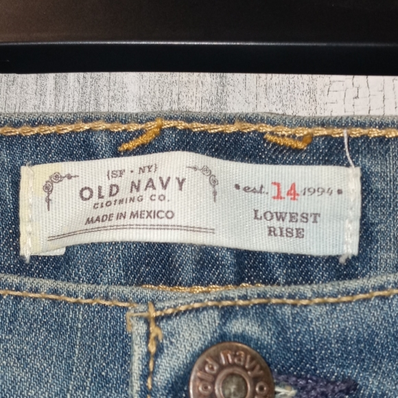0706 Old Navy Low Rise Jeans - Picture 6 of 7